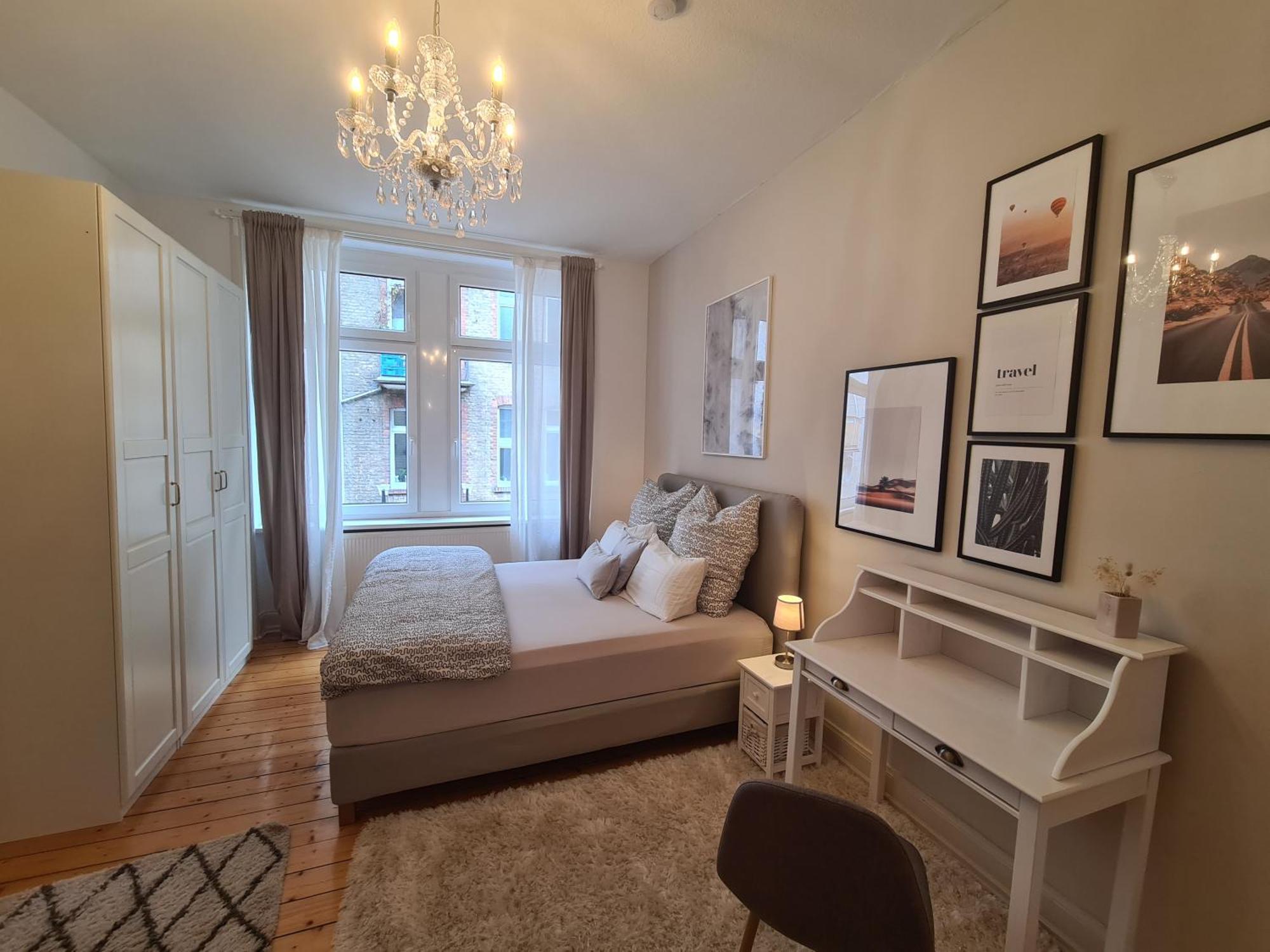 Home Away From Home Stylish Central Netflix Kitchen Wiesbaden Buitenkant foto